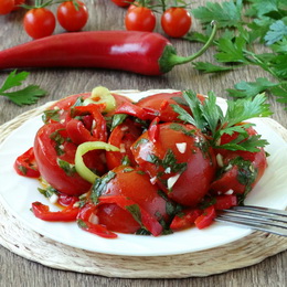 Маринованные помидоры быстрого приготовления с чесноком